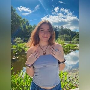 Meet your Posher, Taylor